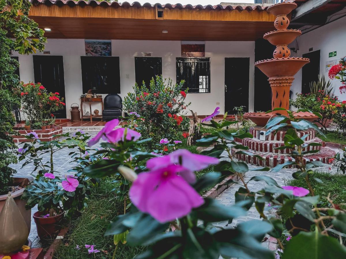 Hotel Colonial Villavieja Exterior photo